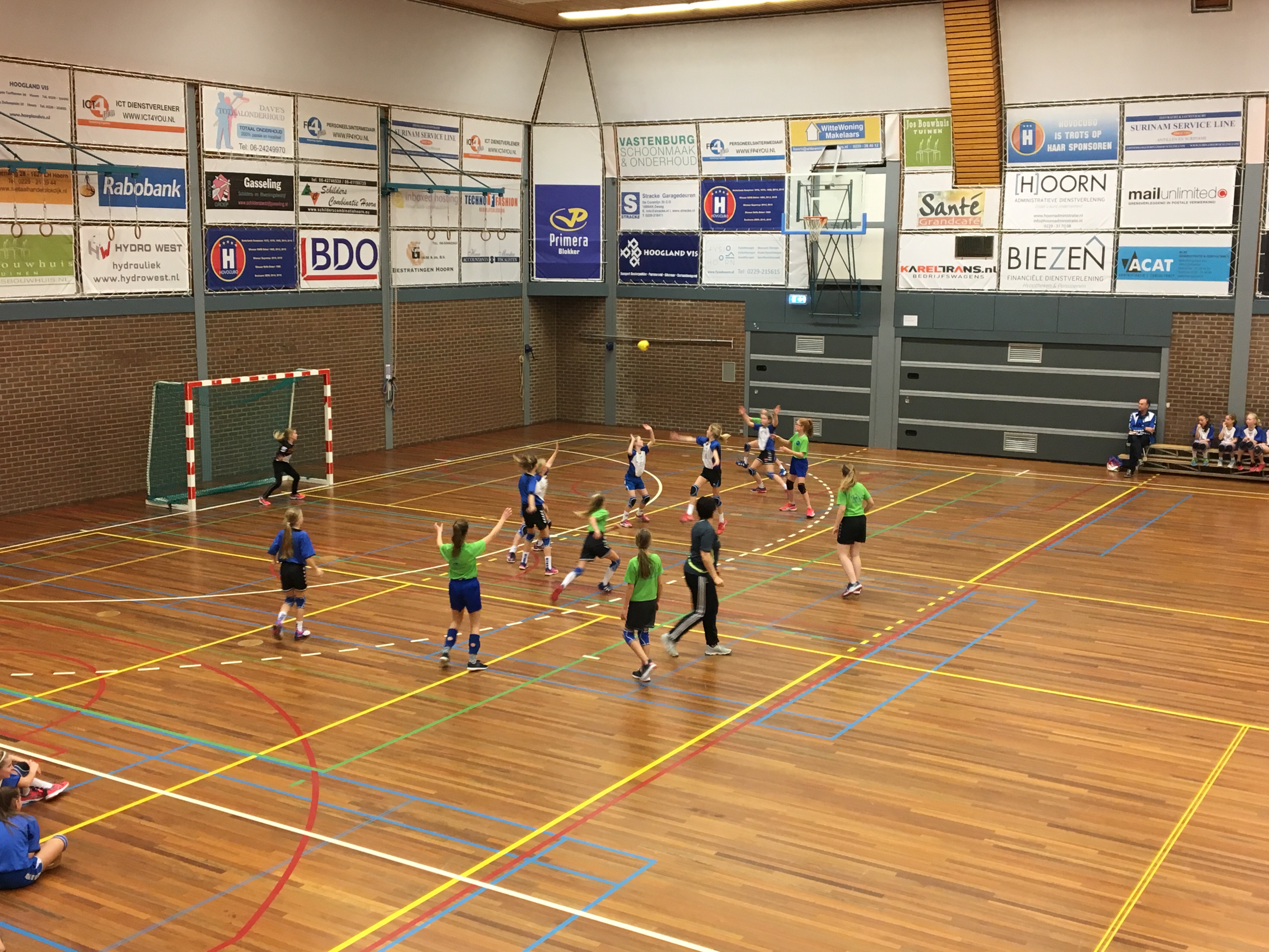 4e plaats voor handbalteams